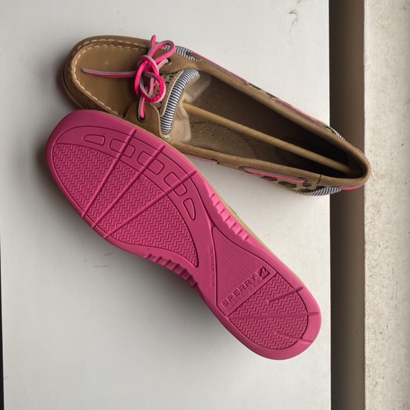 NWT Sperry Boat Shoes - Picture 4 of 7